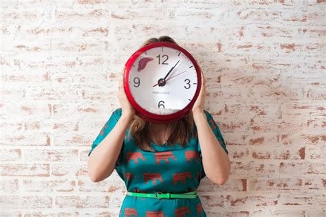 Overcome Staffing Issues With A Clock In And Out App Networker Mind