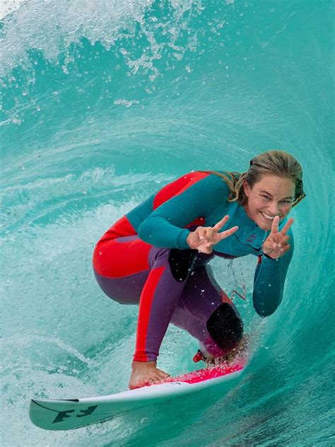 Surfer Flick Palmateer Competes In Australian Survivor Brains V Brawn