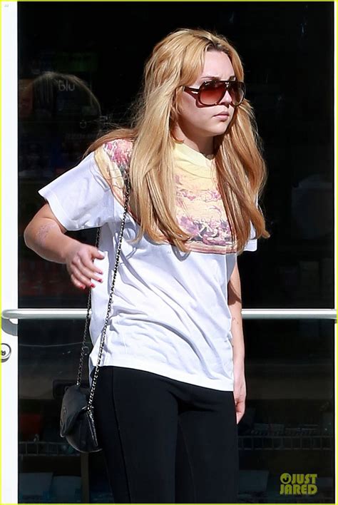 Amanda Bynes Stops At Gas Station After Gym Arrival Photo 3042935
