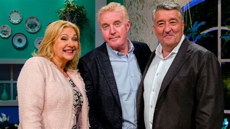 4,693 likes · 3 talking about this. Kijkers smullen van 'pestende' buren in 'Mr. Frank Visser ...