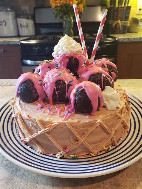 Ice Cream Sundae Banana Cake With Brownie Ice Cream Cakes