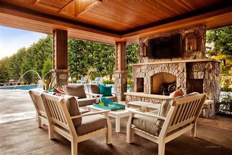 20 Beautiful Covered Patio Ideas