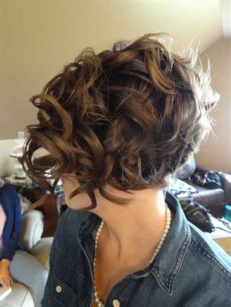 get an inverted bob haircut for curly hair