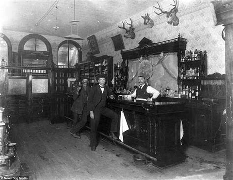Th Century Photos Reveal The World Of Wild West Saloons Saloon