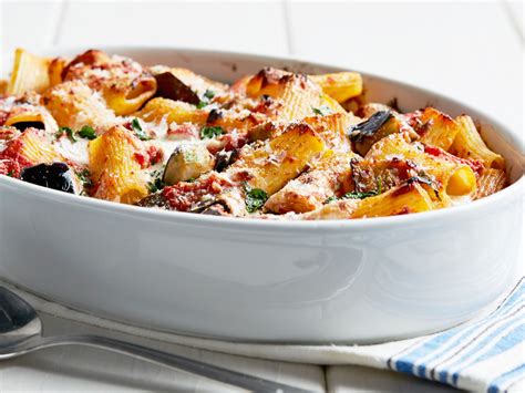 Herby Baked Pasta With Eggplant And Fresh Mozzarella Recipe Easy Vegetable Pasta Food