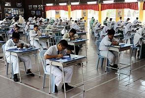 Dokumen penjajaran kurikulum tingkatan 2 2.0 ini dikeluarkan khas oleh kementerian pendidikan malaysia (kpm) bagi kegunaan pelajar sekolah menengah. Kementerian Pendidikan disaran sedia buku garis panduan ...