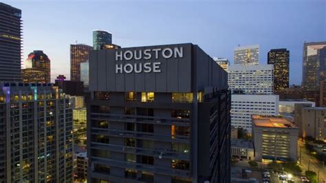 We're the house painting professionals of houston tx that will paint your house with the highest quality standards in mind; Houston House Rentals - Houston, TX | Apartments.com