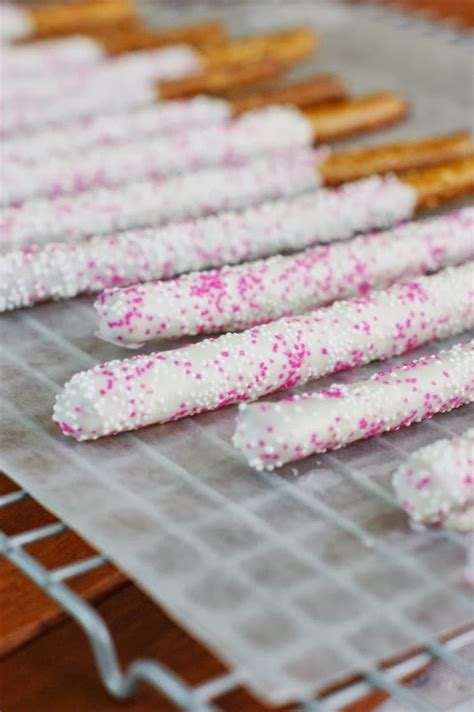 Valentines White Chocolate Dipped Pretzel Rods The Kitchen Is My