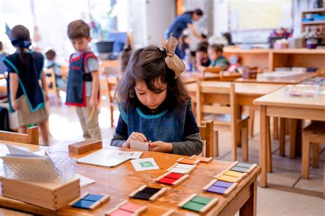 10 Benefits Of A Montessori Method