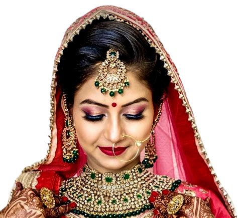 Top 6 Makeup Artists In Hyderabad For Party Makeup Services At Home
