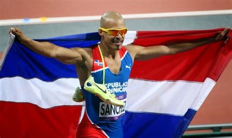 Entra y disfruta con la mejor selección de. Los 10 atletas más populares en la historia dominicana ...