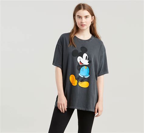 Levis® X Disney Mickey Mouse Graphic Slacker Tee Shirt Black Levi