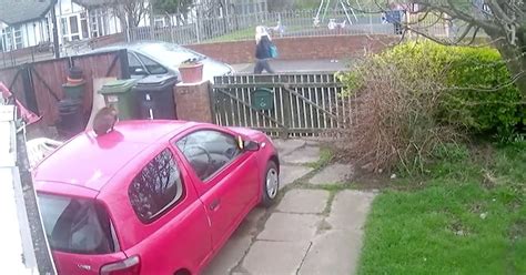 CCTV Captures Moment Woman Carries Her Mum S Severed Head Around In A Carrier Bag Mirror Online