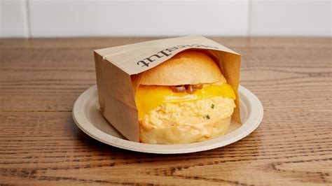 It was founded by alvin cailan. Eggslut reveals how to make its iconic Fairfax egg ...
