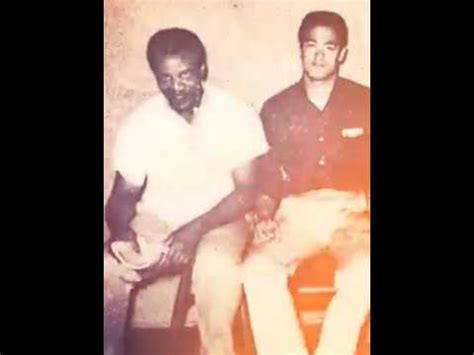 They met in 1959, as they both attended edison technical college and was the one who first taught lee judo. Jesse Glover und Bruce Lee - YouTube