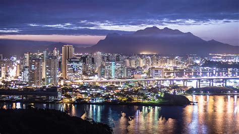 Jahrhunderts in espírito santo gebaut wurde, hatte sein zentrum in campos dos goytacazes und ermöglichte den verkehr zwischen den zwei großen gebieten des kaffeeanbaus: Vitoria - Espirito Santo by Raul Lopes - SkyscraperCity