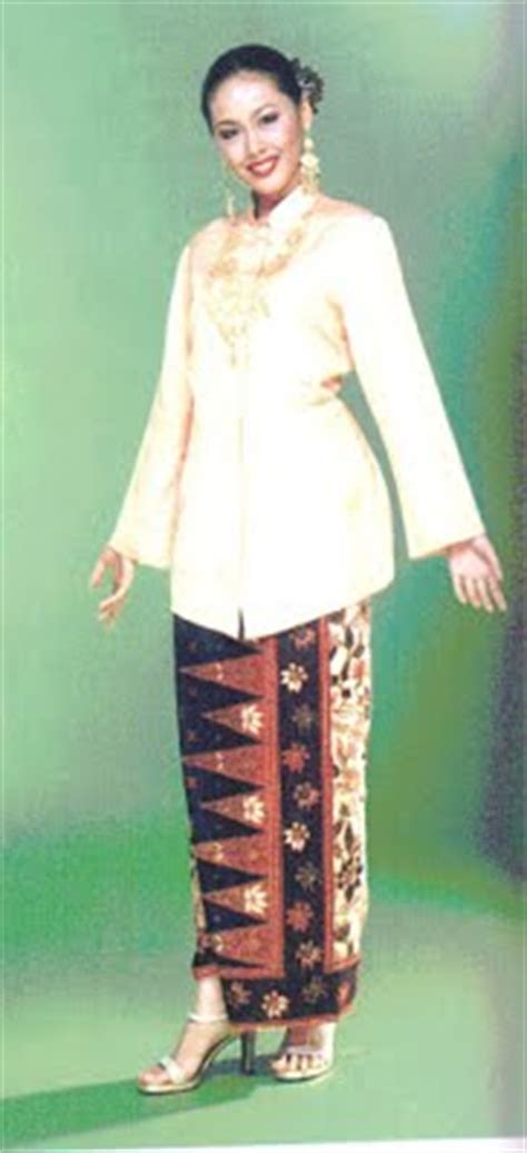 Baju tradisional dusun penampang tak belengan shopee malaysia. Baju Kebaya - Seni dan Budaya Malaysia