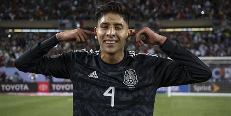Analysis alvarez started all three of the club's previous ucl matches this season, but it appears the manager wants to play it safe with the midfielder. Edson Álvarez, convocado para el juego de la Liga de ...