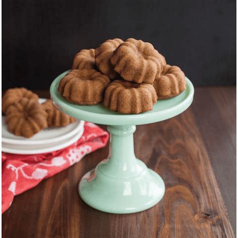 Nordic Ware 12 Forms Mini Bundt Cupcake Pan