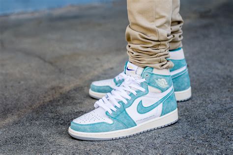 Maybe you would like to learn more about one of these? Jordan 1 Turbo Green Wallpapers - Wallpaper Cave