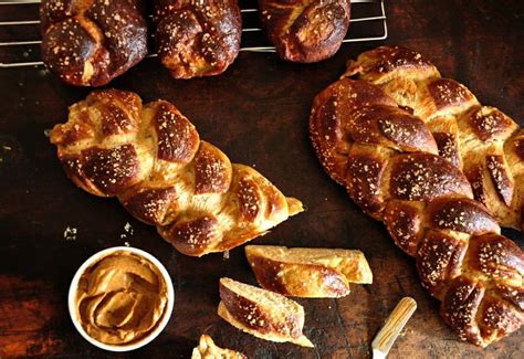 Kosher Challah Breads Bakery Corner Avi Glatt Kosher Food