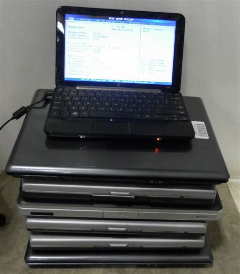 Lot Of 7 Hpcompaq Laptop Computers Various Models Various