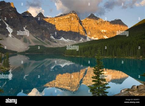 Sunrise Over Moraine Lake And Wenkchemna Peaks Banff National Park