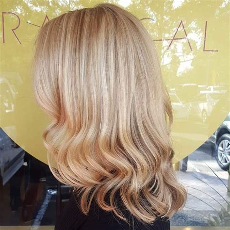 Classic Blondes Created Using Wellapro Half Head Of Fine Foils Alternated With Different