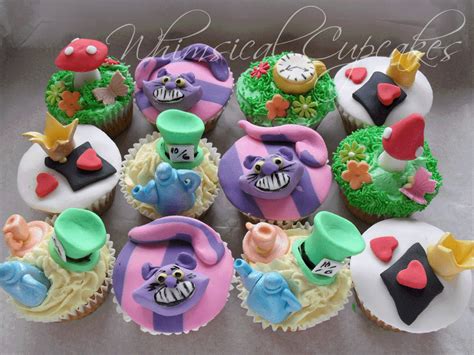 The show is almost identical to cupcake wars, except that the contestants make their creations out of regular cakes instead of cupcakes and there are two rounds instead of cupcake wars usual three. ALICE IN WONDERLAND THEMED CUPCAKES