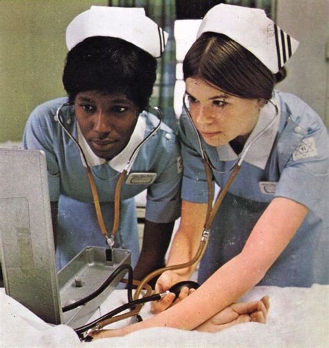 Nurses Student Nurses Usa 1972 Nurses Uniforms And Ladies