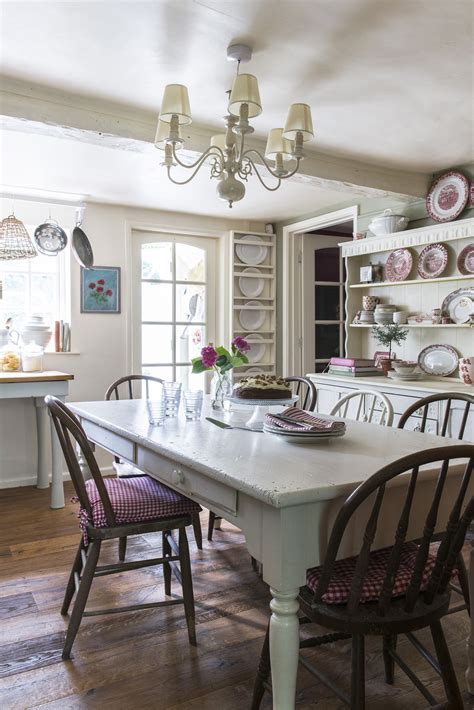 20 Country Kitchens To Get You Inspired Country Kitchen Cottage