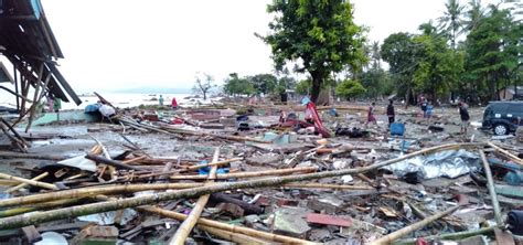 Ulet ifansasti / getty images. 2018 Sunda Strait tsunami - Wikipedia