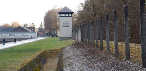 Pentru o excursie de o zi crimă puțini camp de concentration de dachau