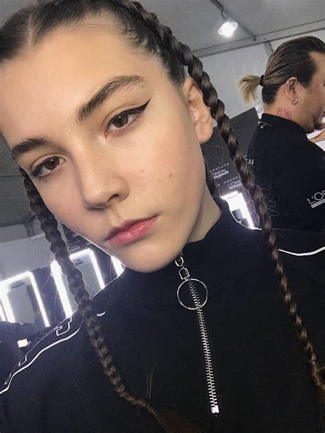 14 year old model dies after gruelling 12 hour fashion show viral feels