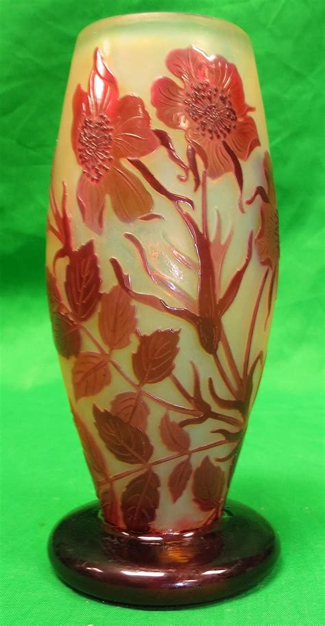 Sold At Auction Galle Vase Original Cameo Glass H 6 2 France