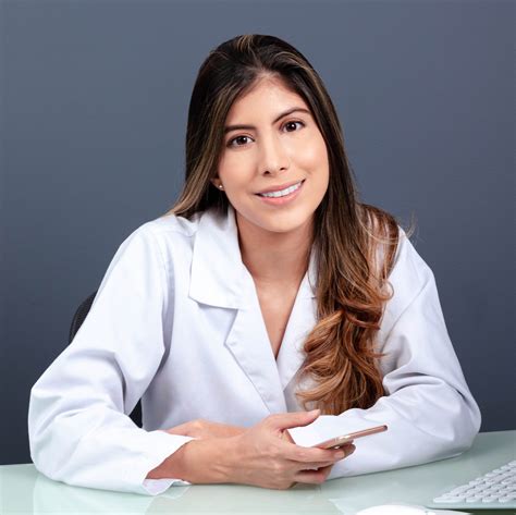 Dra Paola Tejeda Dermatóloga Y Cirujana Dermatológica