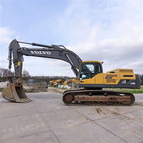 Аренда экскаватора Volvo Ec380 Dl с водителем Um 13