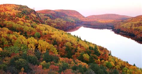 Drive These Mich Roads For The Most Beautiful Fall Colors