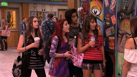 Victorious 1x02 The Bird Scene Ariana Grande Image 20778125 Fanpop