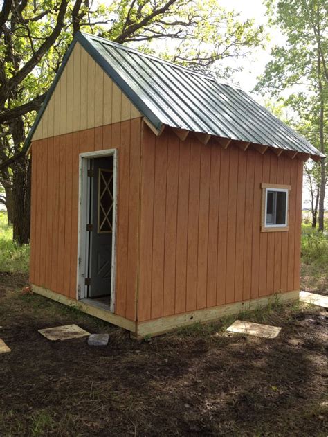 It's one of the smallest floor plans we have seen, for a house that didn't feel too small or claustrophobic (at all). 10x12 close to home - Small Cabin Forum