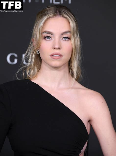 Sydney Sweeney Zeigt Ihre Sexy Titten Bei Der 10 Jährlichen Lacma Art Film Gala 30 Neue Fotos