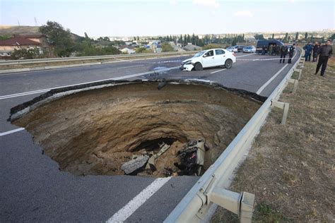Giant Sinkhole Opens At School’s Football Stadium Picture Incredible Sinkholes Around The