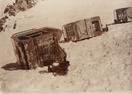 Tu embrasses tous les garçons 5. Accident du Téléphérique de la Vallée Blanche à Chamonix ...