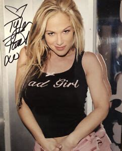 Tyler Faith Adult STAR SIGNED 8X10 Perfect Pink PHOTO AUTOGRAPH Sexy