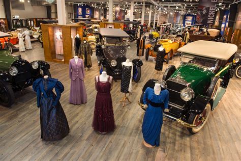 Collections — Fountainhead Antique Auto Museum