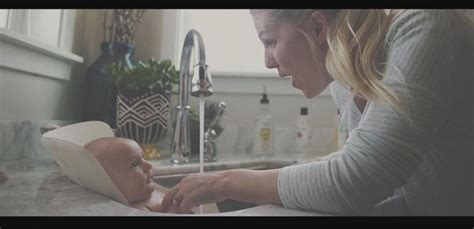 Tear Jerking Mothers Day Video Reminds Moms To Embrace The Chaos Abc