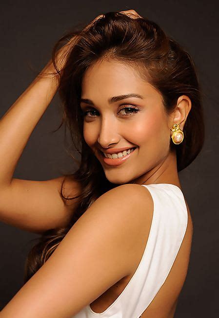 Death In Bollywood Who Was Jiah Khan All You Need To Know About The