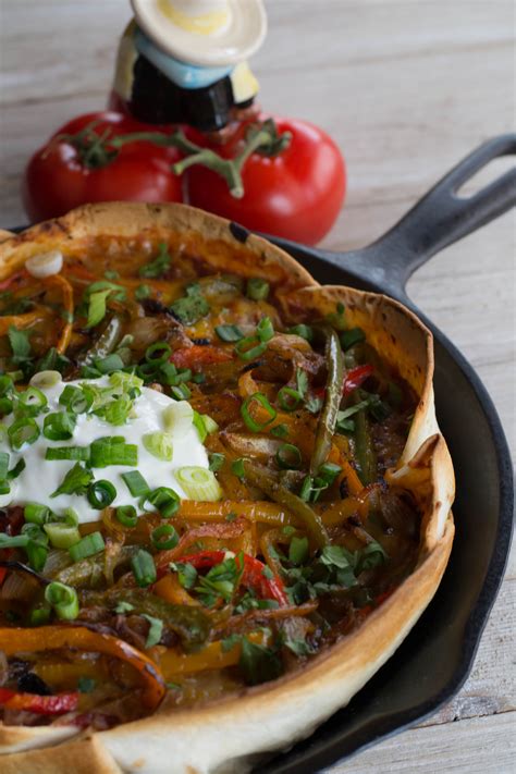 Deep Dish Fajita Pizza What The Forks For Dinner