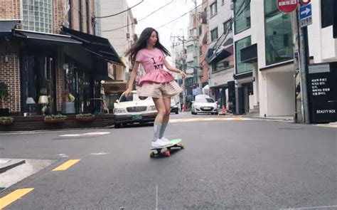 Videos Découvrez La Coréenne Ko Hyojoo La Sensation Du Longboard Le Parisien