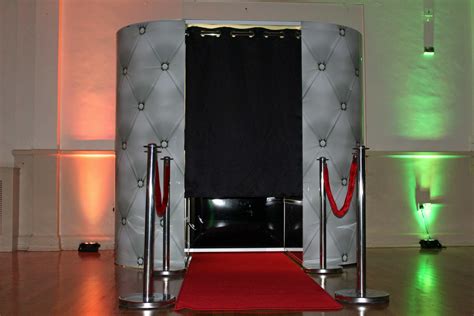 The Photo Booth Hire Is Perfect For Weddings Parties Corporate Events
